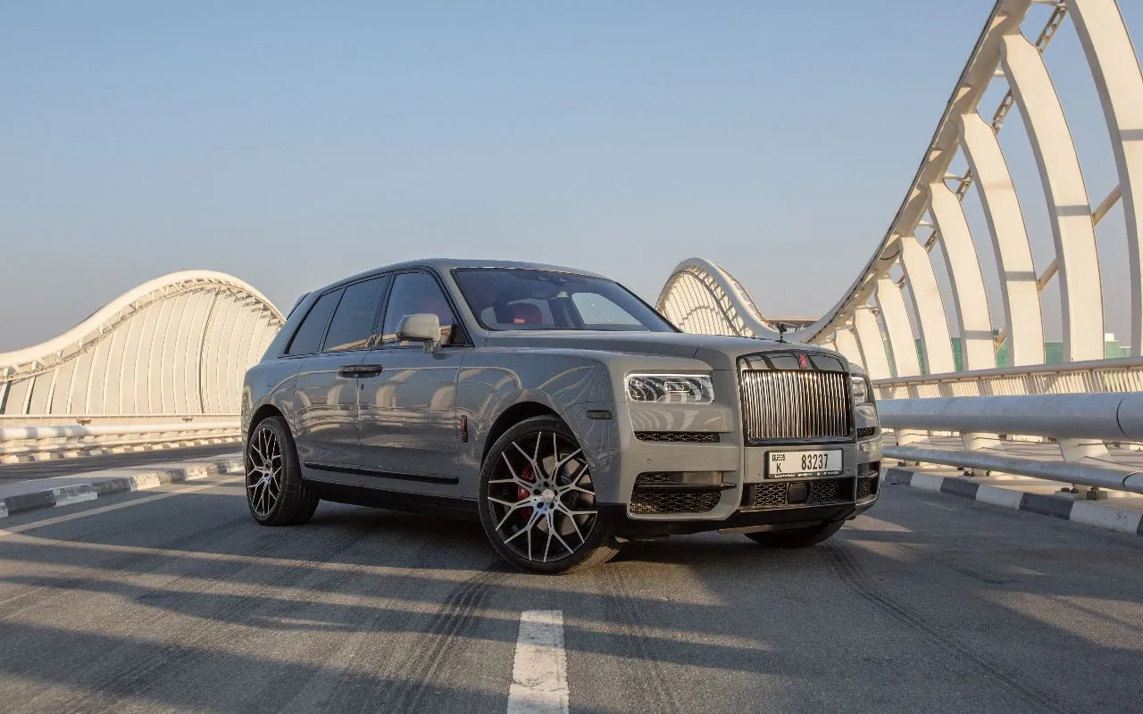 Rolls Royce Cullinan Black Badge Mansory