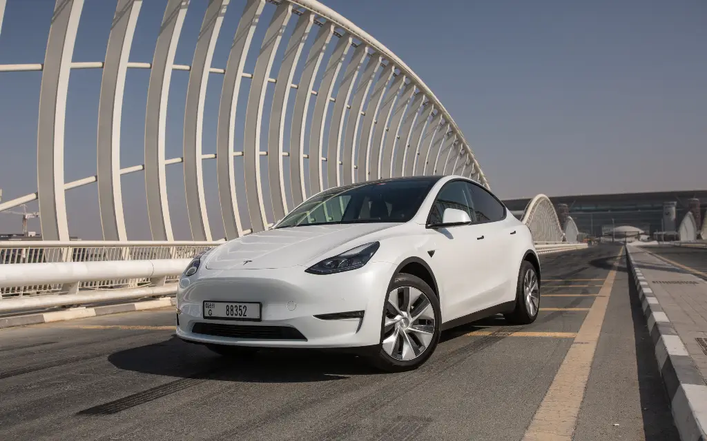 Tesla Model Y Long Range