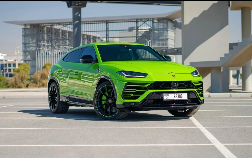 Lamborghini Urus Akrapovic
