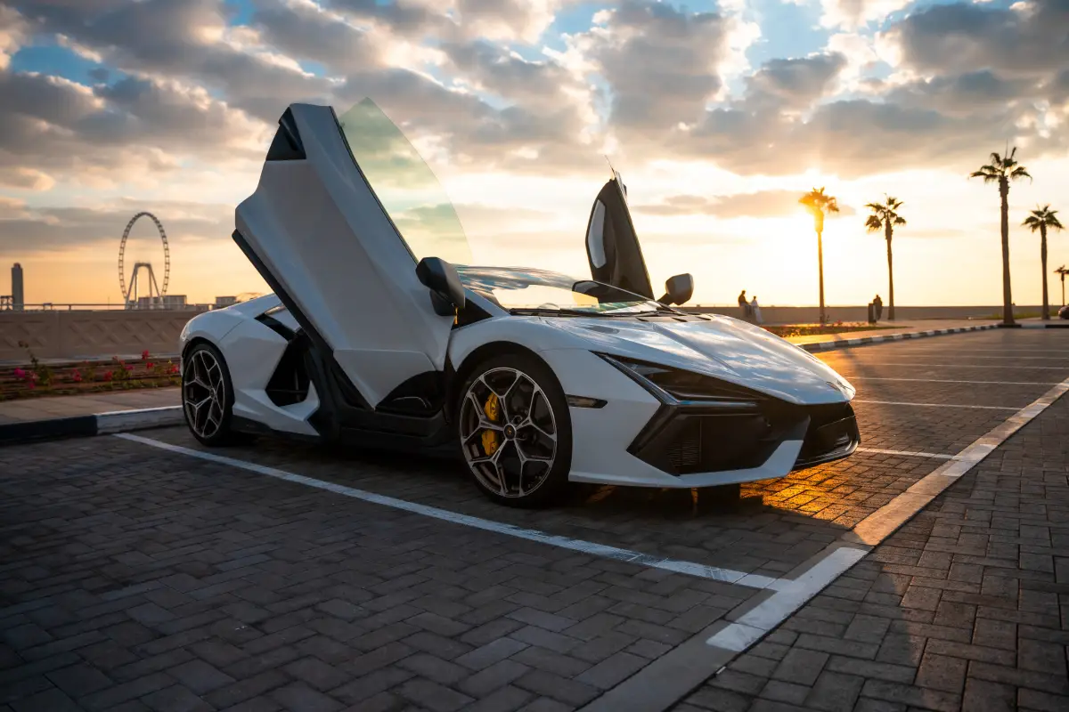 Lamborghini Revuelto